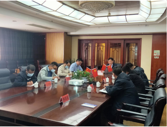 兗州中材黨委委員、副總經(jīng)理顏景祥到河南片區(qū)黨支部講授專題黨課